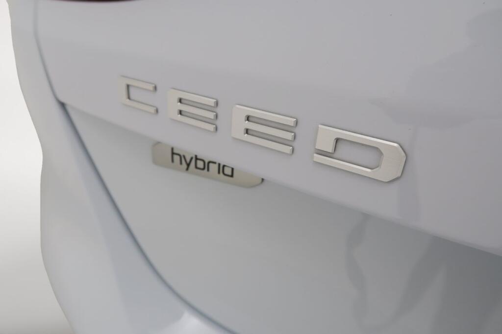 Kia Ceed Berlina 1.0 MHEV 74KW DRIVE DCT 100 5P 20