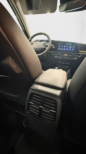 Kia Niro 1.6 GDi PHEV 126kW (171CV) Drive 11