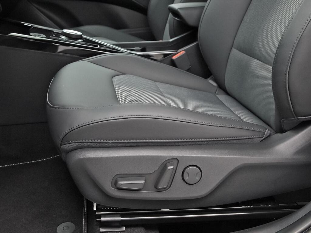 Kia Niro 1.6 GDi HEV 95kW (129CV) Drive 13