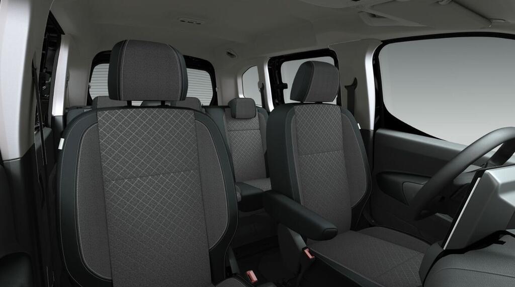 Opel Combo Cargo 1.5 TD 74KW SWB 4P 6