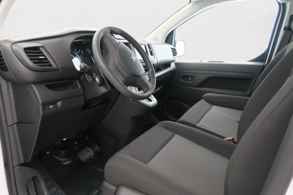 Peugeot Expert E-EXPERT FURGON STANDARD BEV (100KW) 136CV Km0