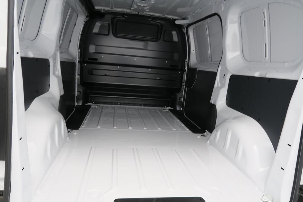 Peugeot Expert E-EXPERT FURGON STANDARD BEV (100KW) 136CV Km0
