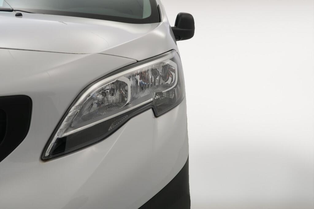 Peugeot Expert E-EXPERT FURGON STANDARD BEV (100KW) 136CV Km0