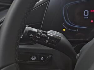 Kia Niro 1.6 GDi HEV 104kW (141CV) Concept 14