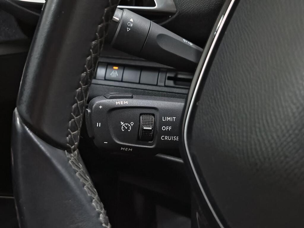 Peugeot 5008 1.5 BlueHDi 96kW (130CV) S&S Allure 12