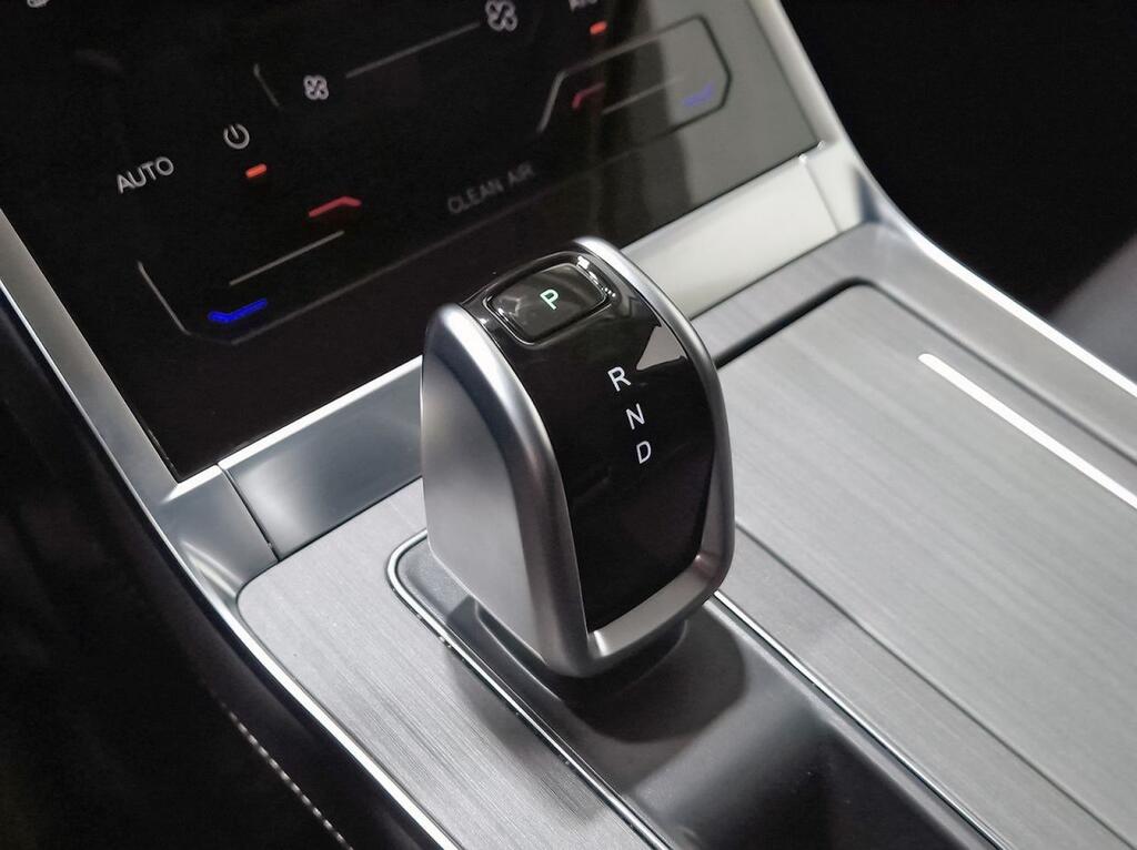 Ebro S400 1.5 DHE HEV Excellence CVT 30