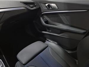 BMW Serie 1 116d Corporate Auto. 29