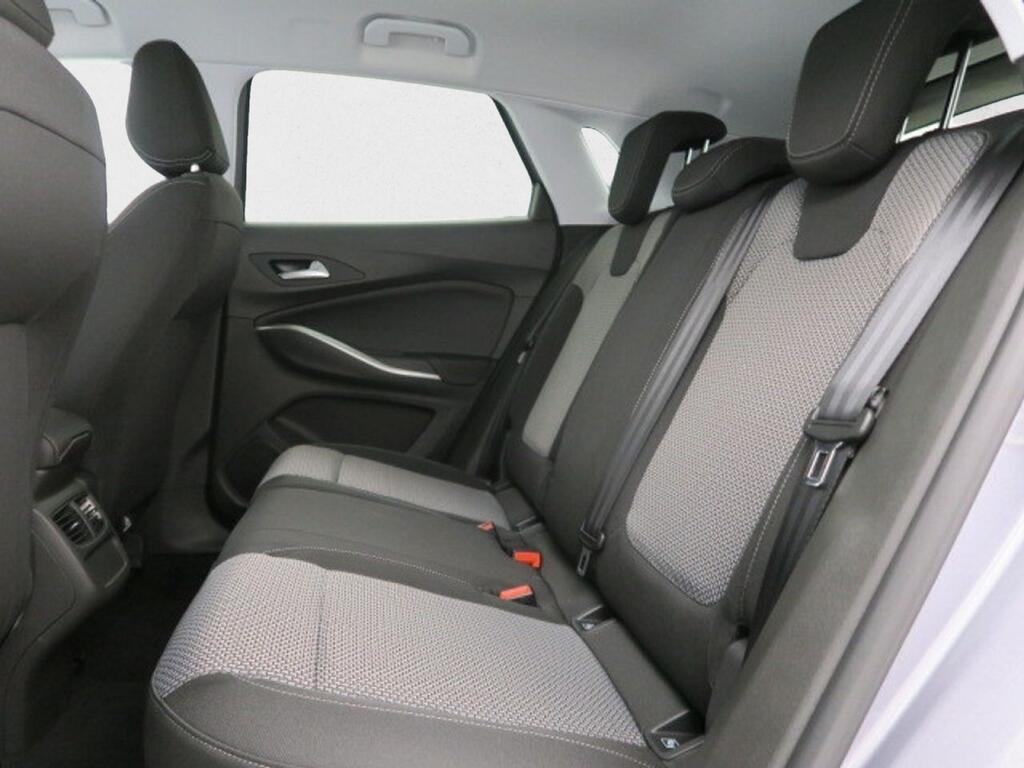 Opel Grandland GS 1,2 Turbo S/S MT6 130 CV 16