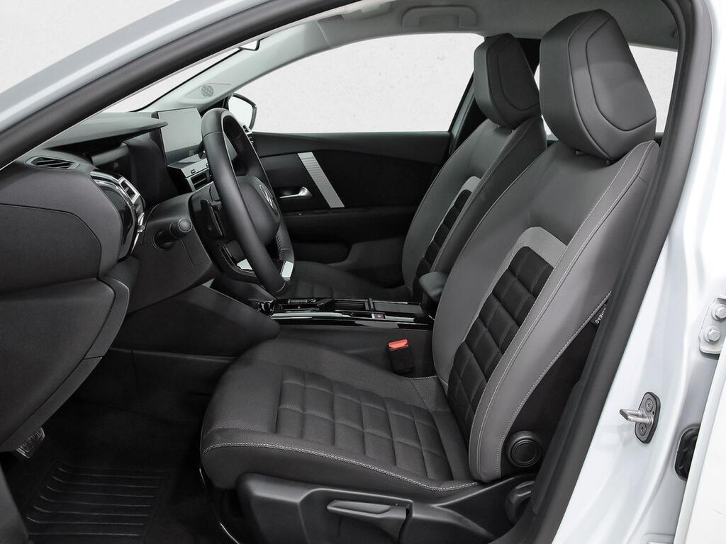 Citroën C4 Hybrid 145 ë-DCS6 Plus Km0