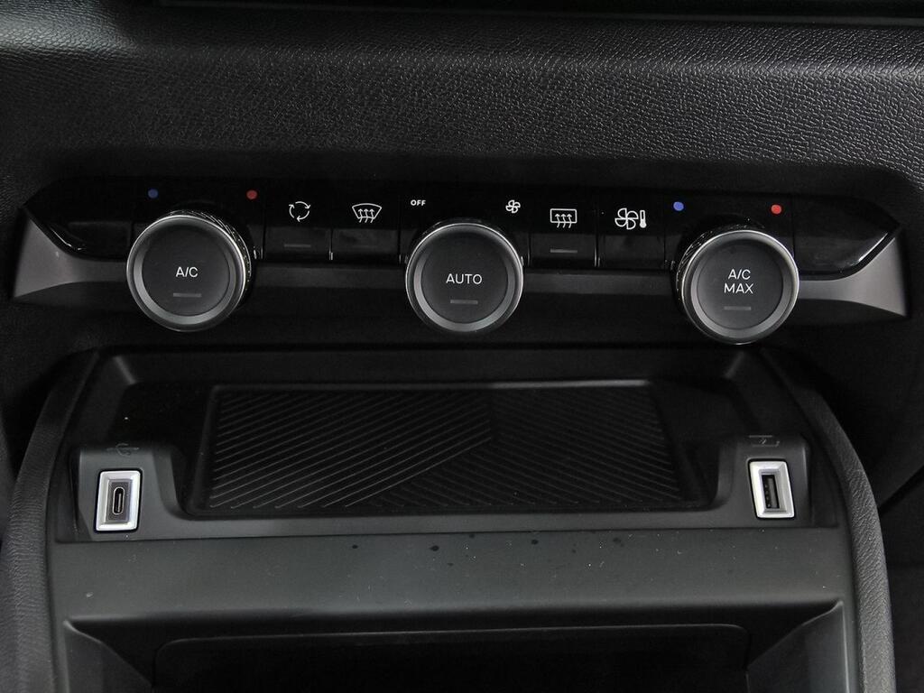 Citroën C4 Hybrid 145 ë-DCS6 Plus Km0