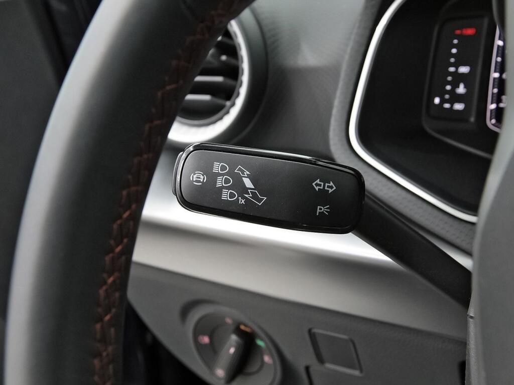 SEAT Arona 1.0 TSI 85kW (115CV) FR Special Edition Segunda mano