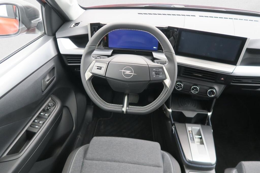 Opel Frontera 1.2T XHT Hybrid eDCT6 107kW Edition 12