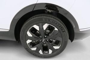 Kia Sportage 1.6 T-GDi PHEV Tech 4X4 (17″) 24