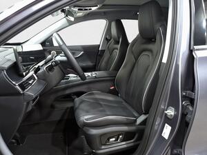 Ebro S700 1.6 TGDI Luxury 7 DCT 7