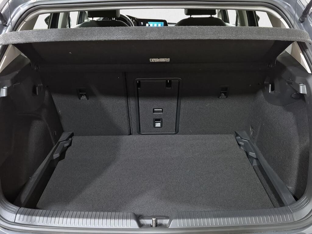 Volkswagen Golf Life 1.5 TSI 110kW (150CV) 9