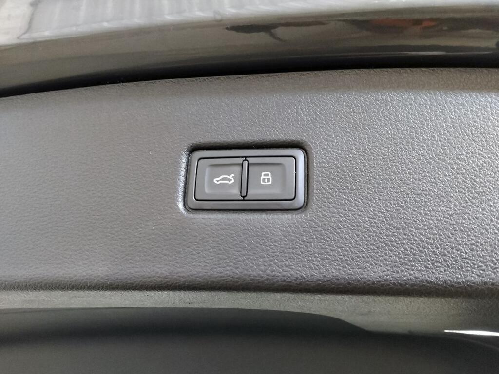 Audi Q5 Sportback Advanced 35 TDI 120kW S tronic 32