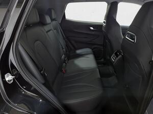 Ebro S400 1.5 DHE HEV Excellence CVT 8