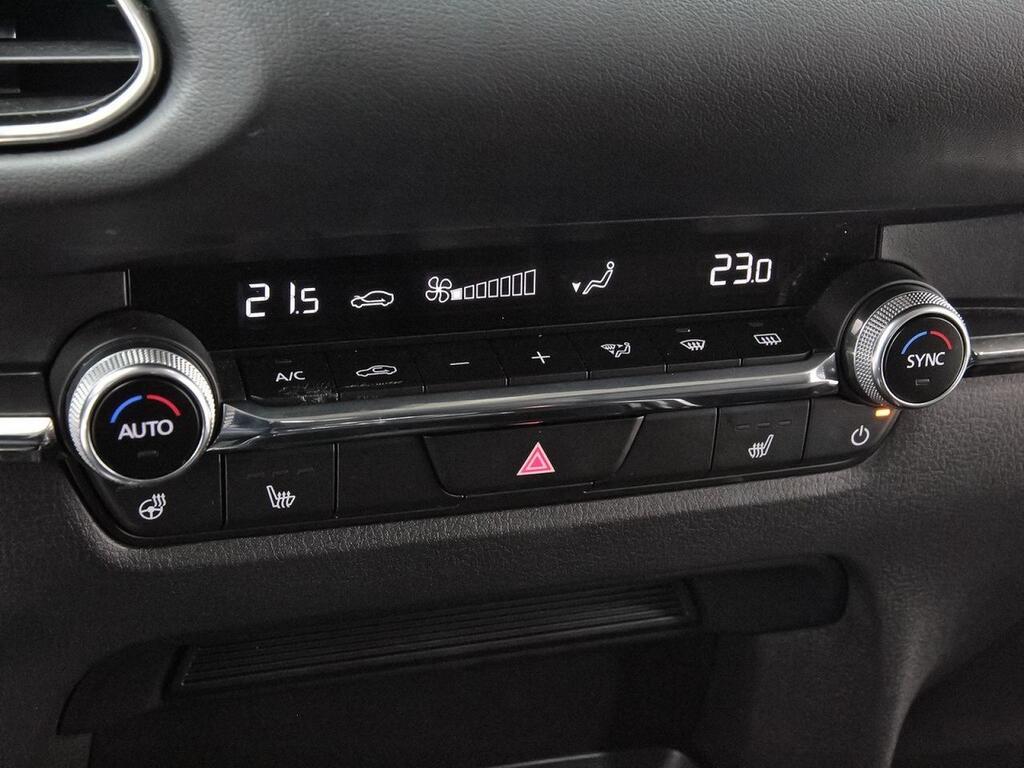 Mazda CX-30 2.5L e-SKYACTIV G MHEV 103kW Centre-Line 33