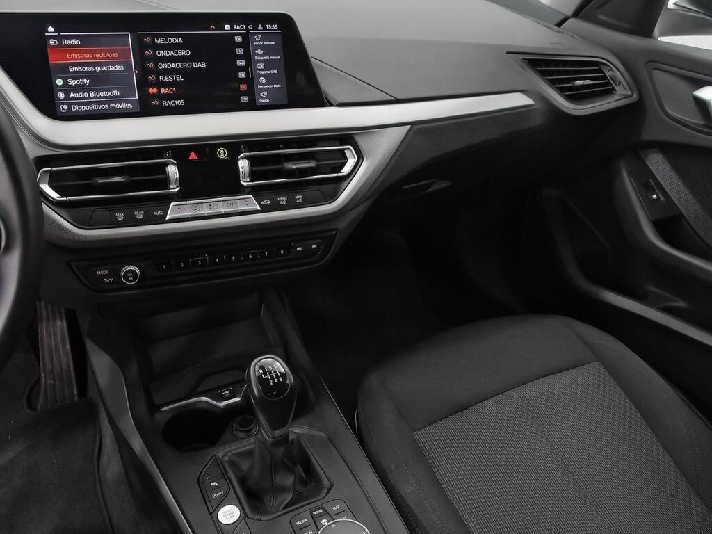 BMW Serie 1 118i 11