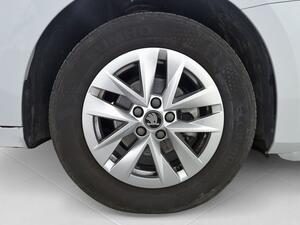 Skoda Fabia 1.0 MPI 59KW (80CV) Selection 8