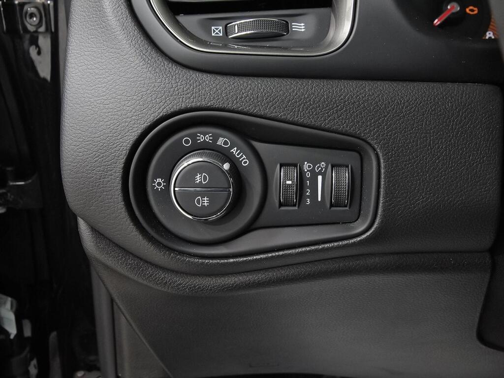 Jeep Renegade Limited 1.0 Gasolina 88 kW (120 CV) Segunda mano