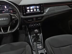 Skoda Kamiq 1.5 TSI 110kW (150CV) DESIGN 28