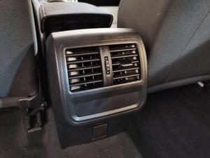 Volkswagen Passat Variant Business 2.0 TDI 110kW 27