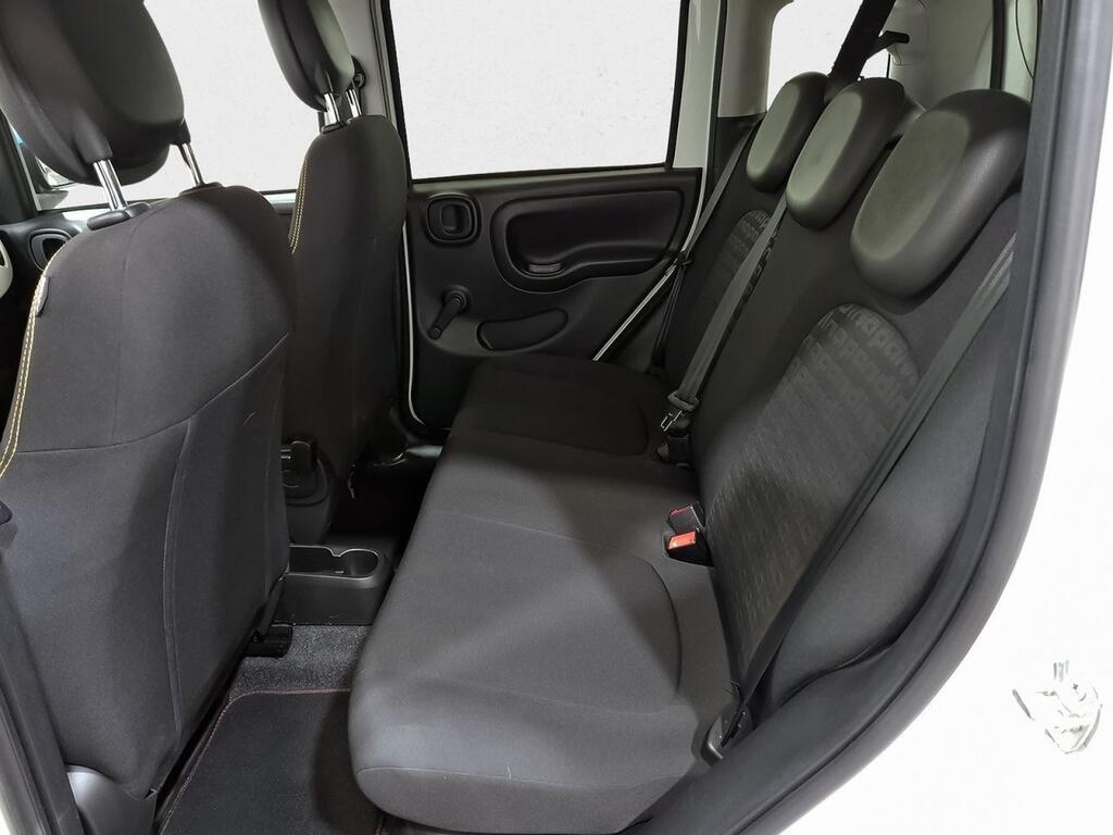 Fiat Panda Panda Cross 1.0 Hybrid 51kw (70CV) 9