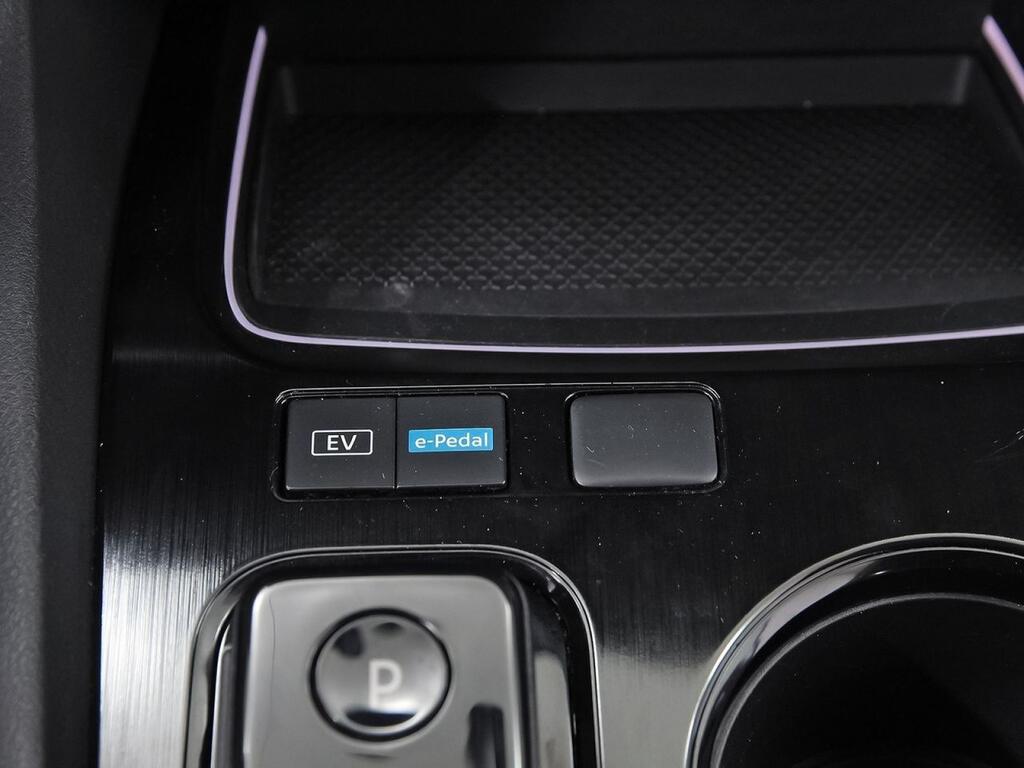 Nissan X-Trail 5pl 1.5 e-POWER 152kW 4x2 A/T N-Connecta Segunda mano