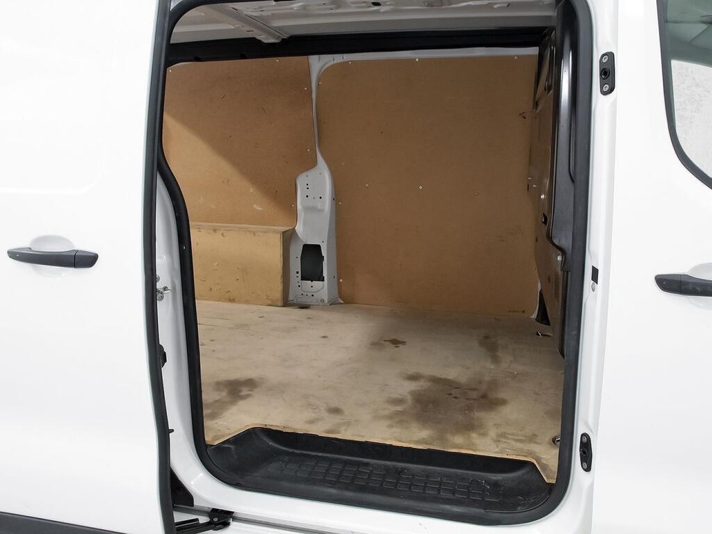 Peugeot Expert FG 1.5 BLUEHDI 120 STANDARD 4P 10