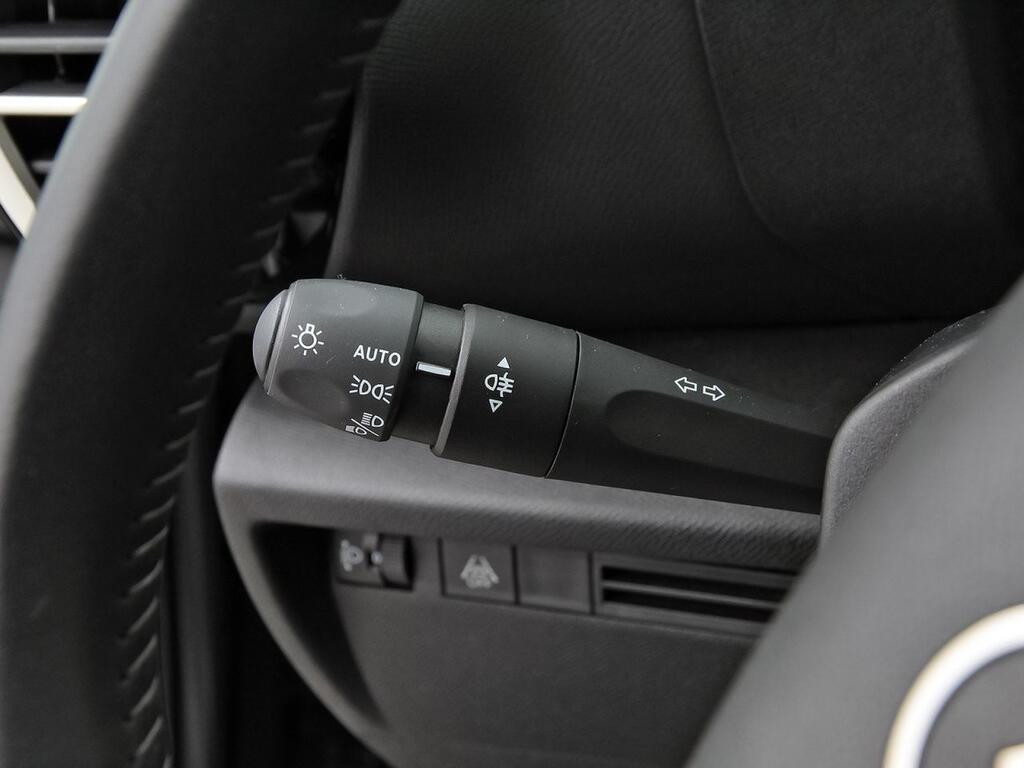 Citroën C4 Hybrid 145 ë-DCS6 Plus 16