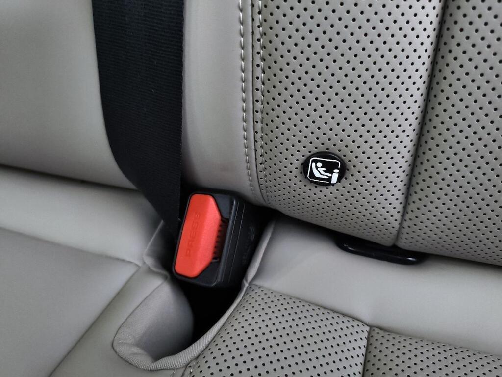 Land-Rover Defender 3.0D I6 250 S 110 Auto 4WD MHEV Segunda mano
