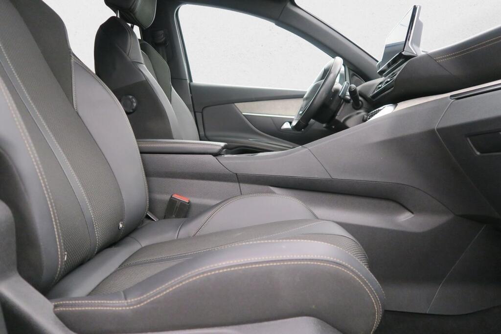 Peugeot 3008 1.2 PureTech 96KW S&S GT EAT8 Segunda mano