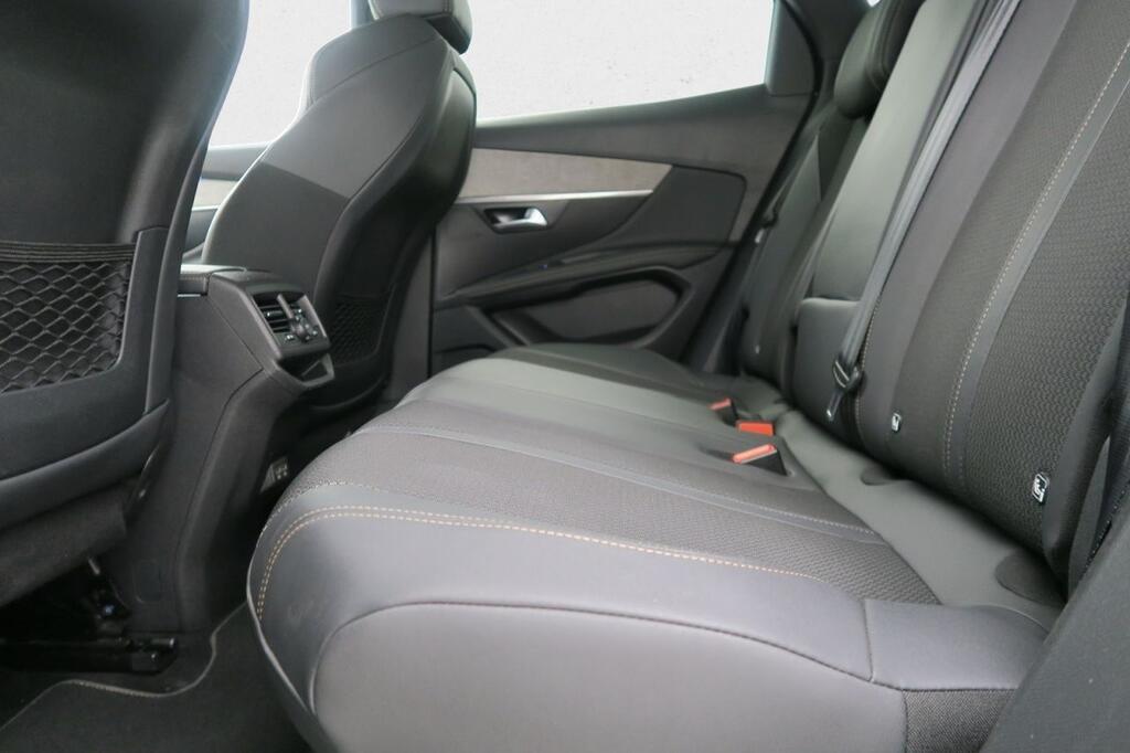 Peugeot 3008 1.2 PureTech 96KW S&S GT EAT8 Segunda mano