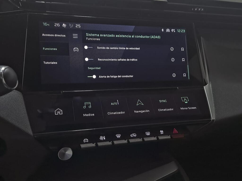 Peugeot 308 5P Allure Pack PureTech 130 S&S EAT8 26
