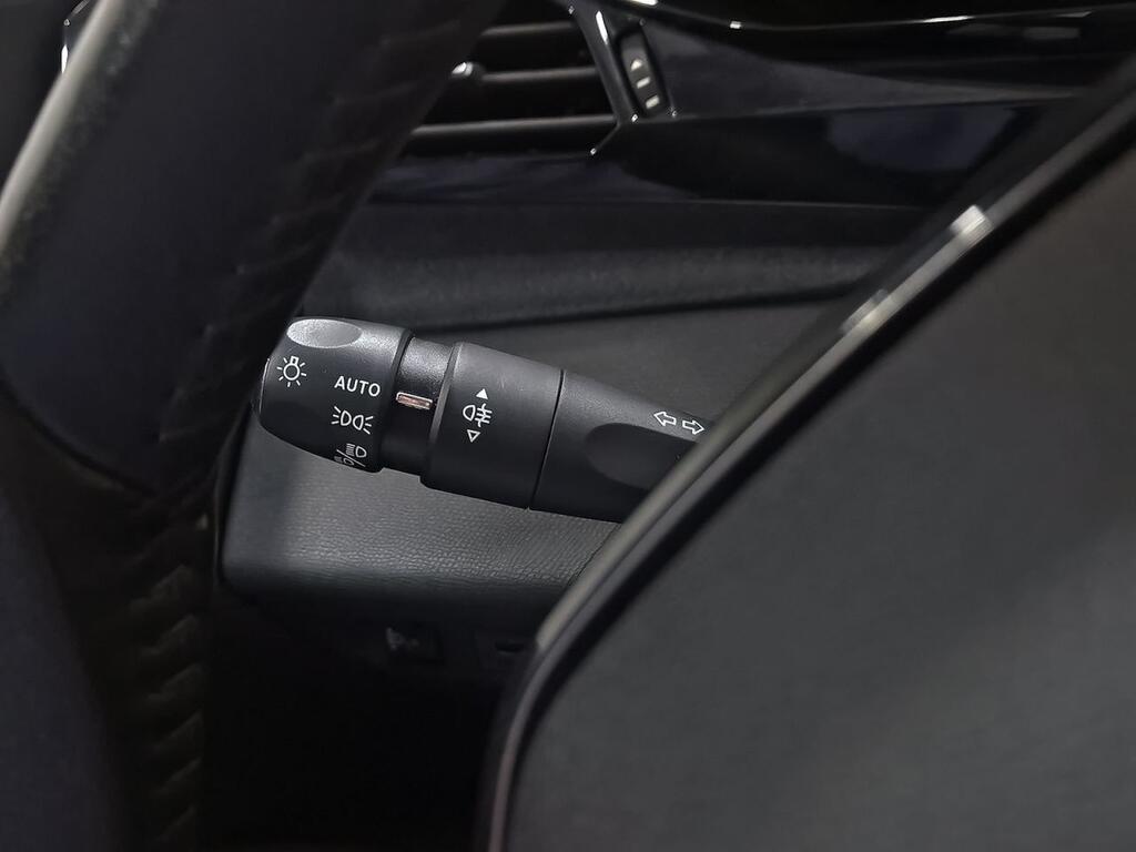 Peugeot 308 5P Allure Pack PureTech 130 S&S EAT8 13