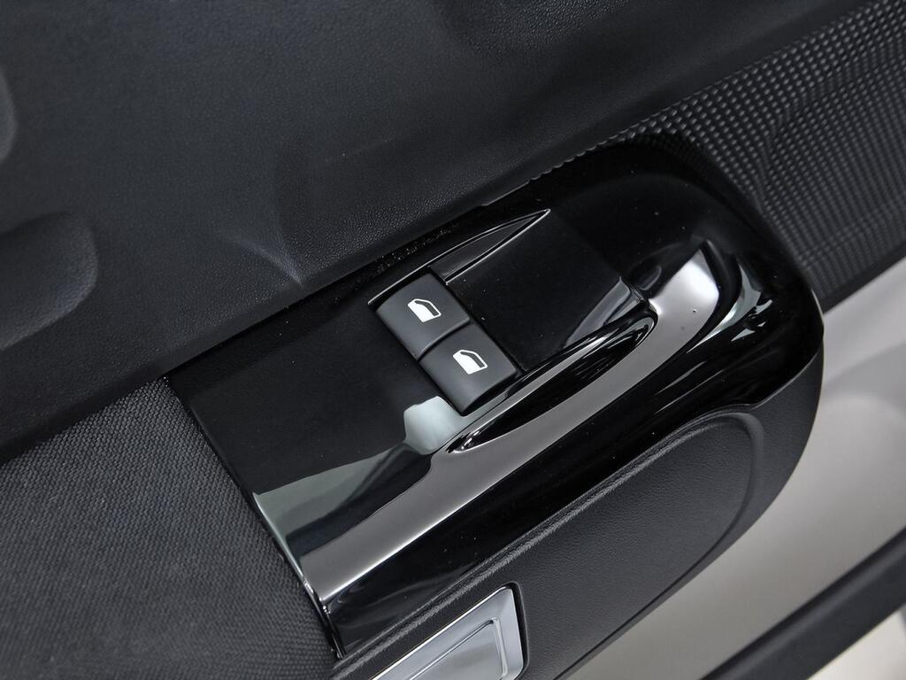 Citroën C3 PureTech 60KW (83CV) Shine Segunda mano