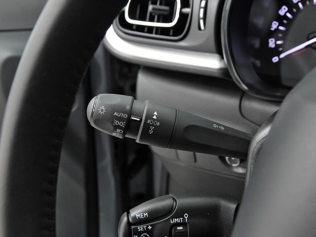 Citroën C3 PureTech 60KW (83CV) Shine Segunda mano