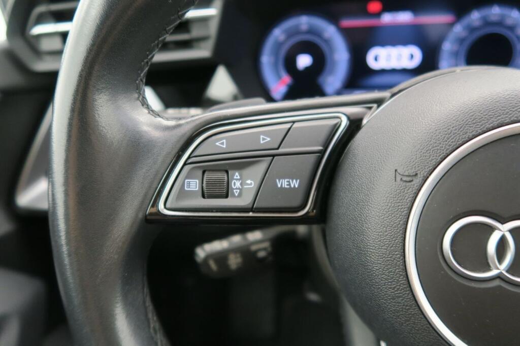 Audi A3 Sportback Genuine 35 TDI 110kW S tronic 16