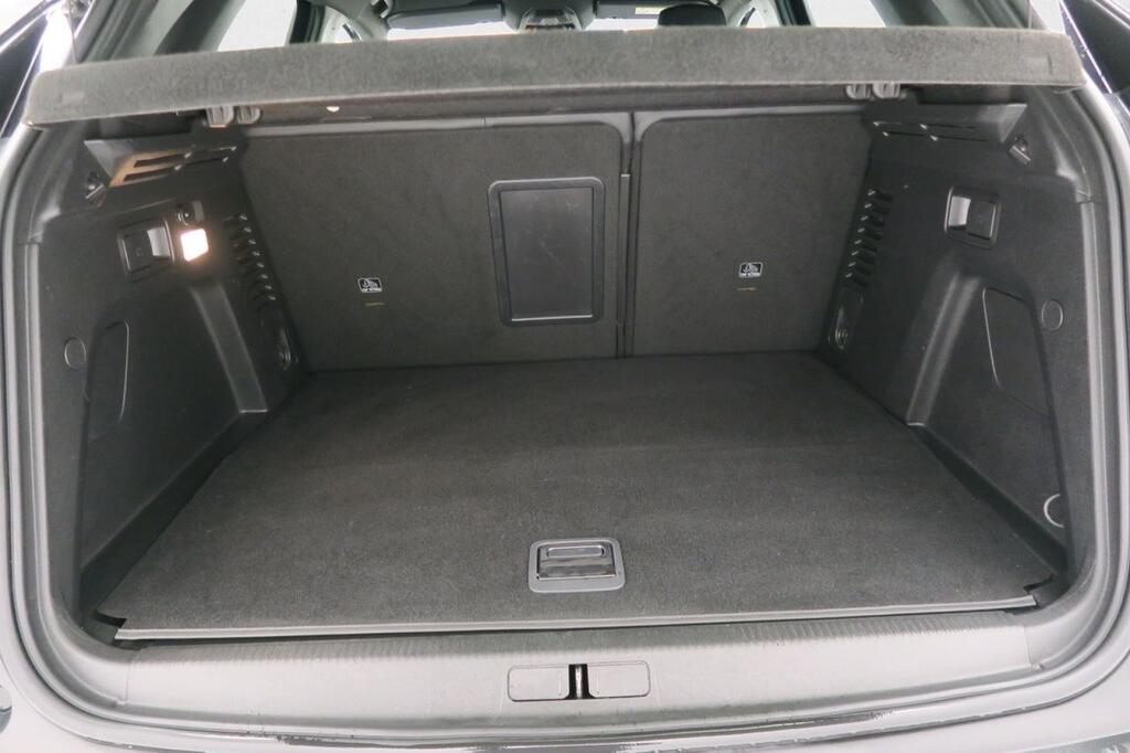 Peugeot 3008 Hybrid 225 e-EAT8 GT Pack 11