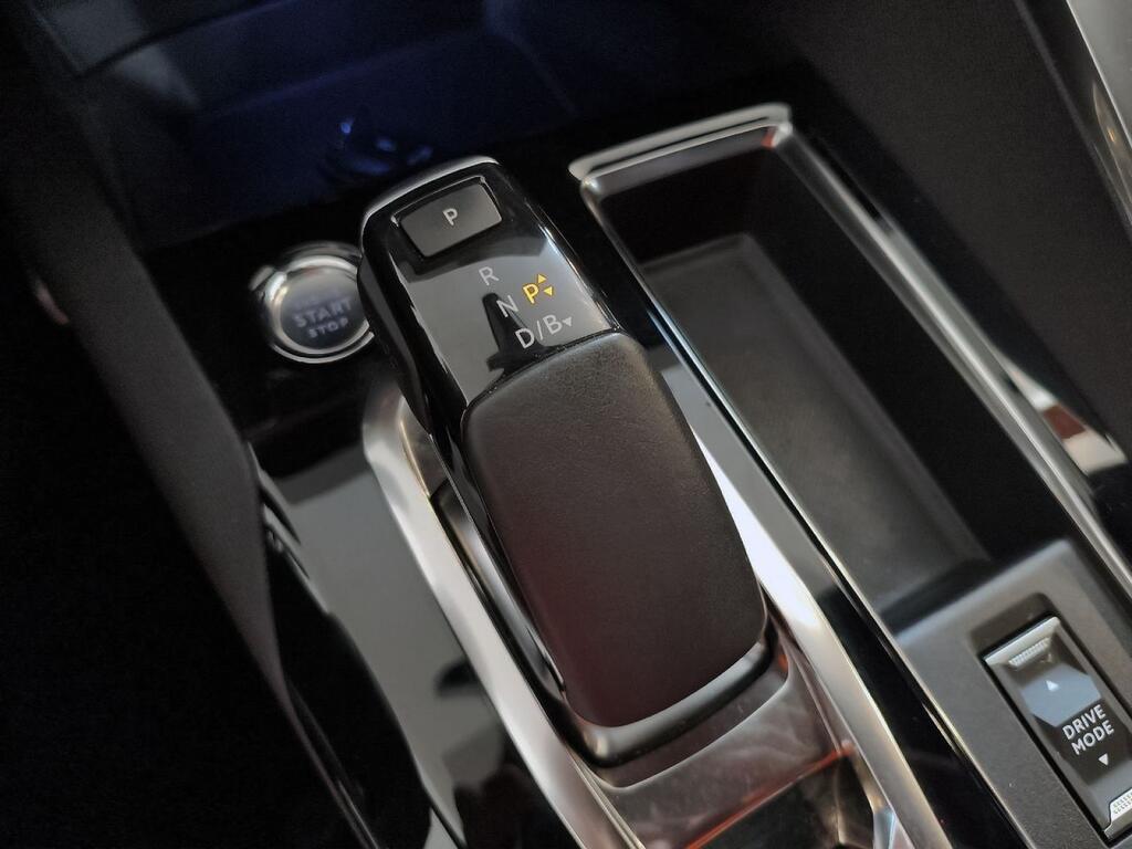 Peugeot 3008 Hybrid 225 e-EAT8 GT Pack Segunda mano