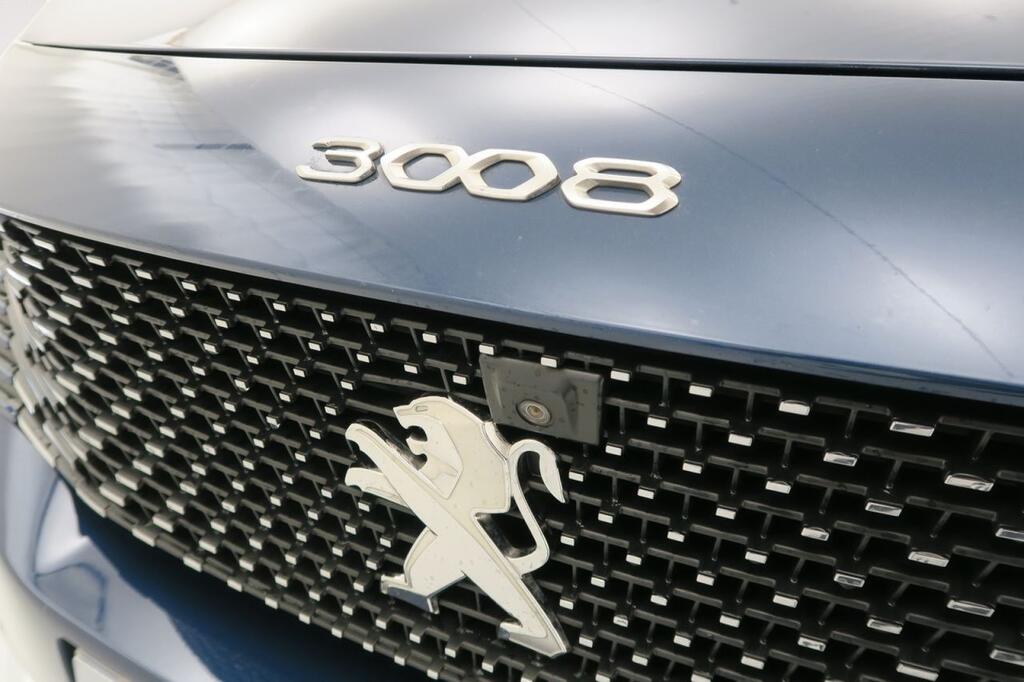 Peugeot 3008 Hybrid 225 e-EAT8 GT Pack 32