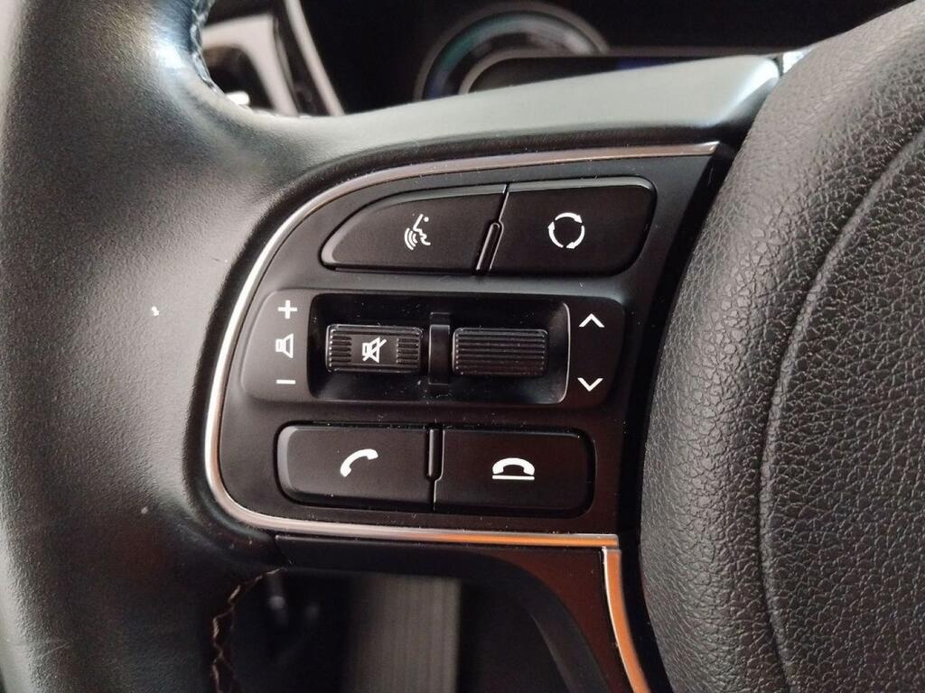 Kia Niro 1.6 GDi HEV 104kW (141CV) Drive 7
