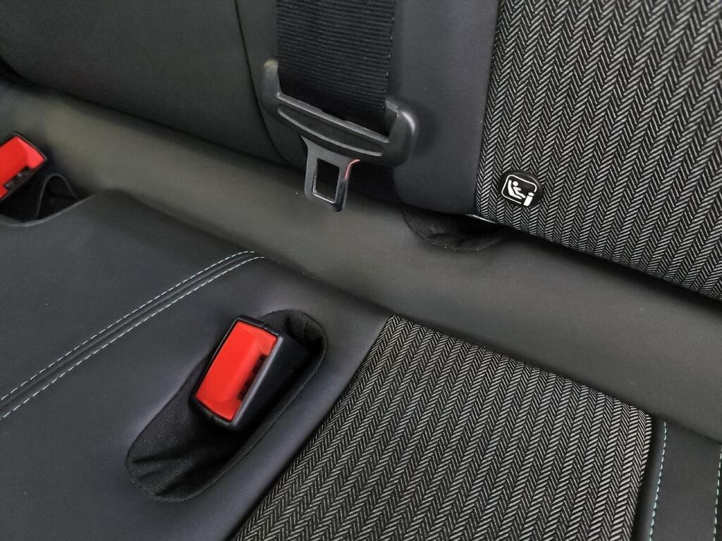 Peugeot 3008 Hybrid 225 e-EAT8 Allure 27