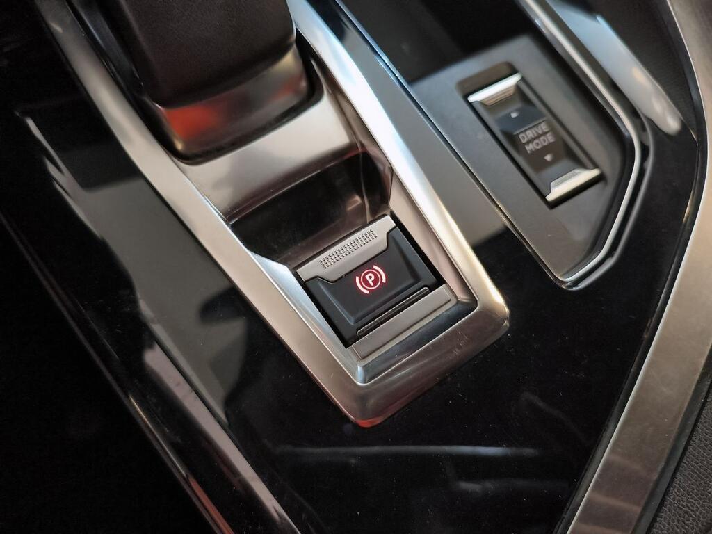 Peugeot 3008 Hybrid 225 e-EAT8 Allure 24