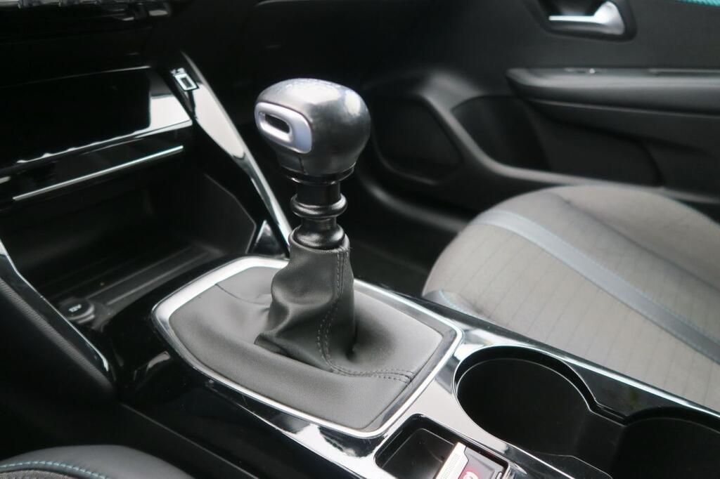 Peugeot 208 PureTech 73kW (100CV) Allure Segunda mano