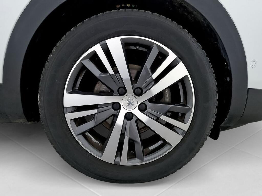 Peugeot 5008 Allure 1.5L BlueHDi 96kW (130CV) S&S 11