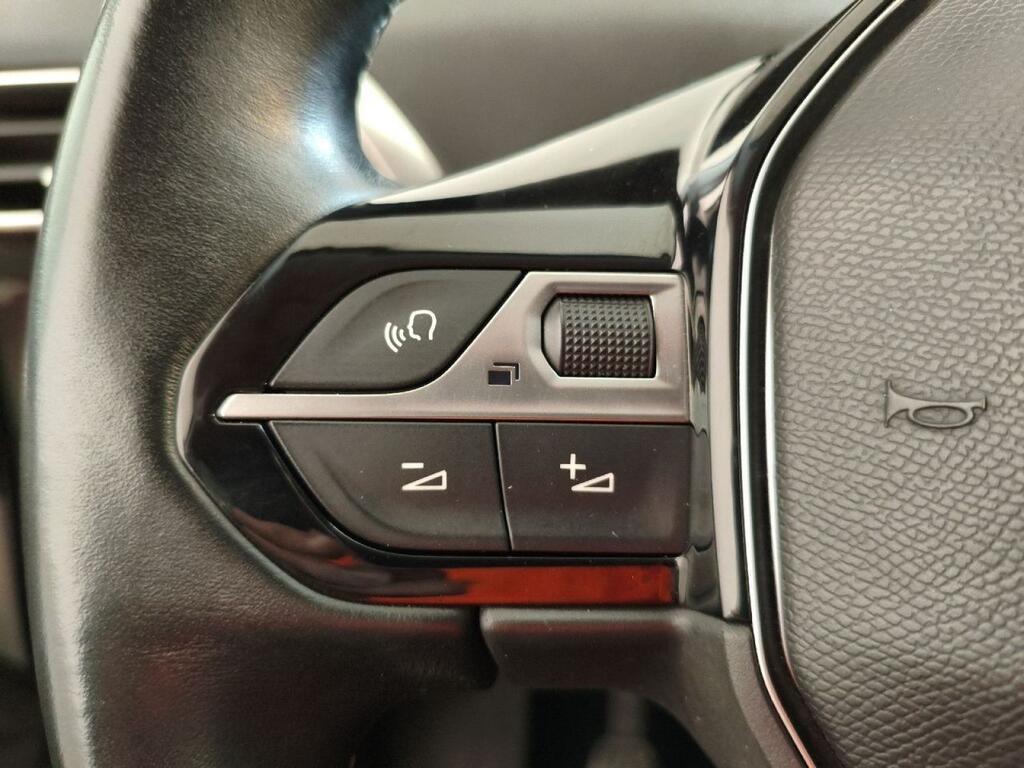 Peugeot 5008 Allure 1.5L BlueHDi 96kW (130CV) S&S Segunda mano