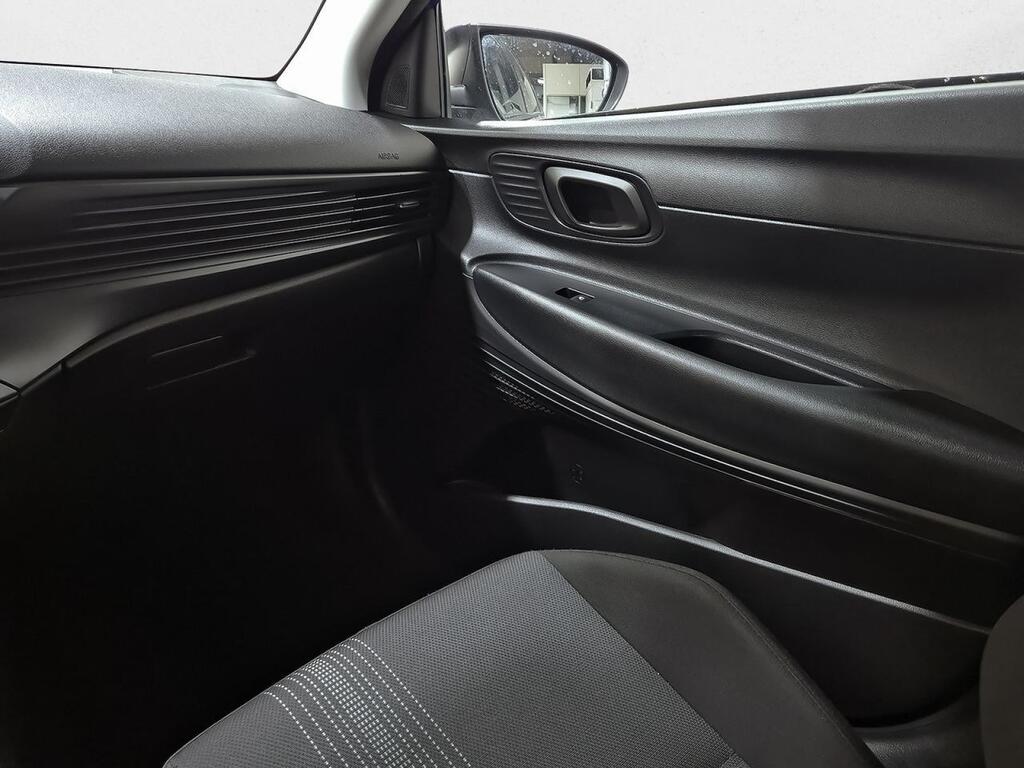 Hyundai Bayon 1.2 MPI Maxx 27