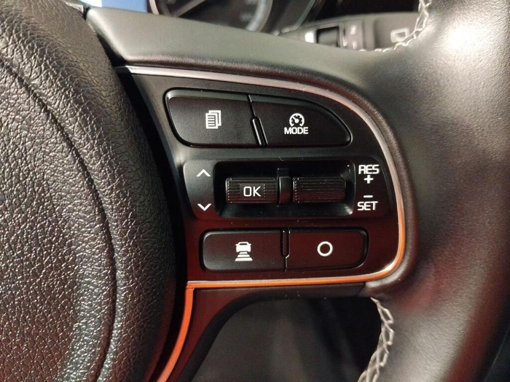 Kia Niro 1.6 GDi PHEV 104kW (141CV) Drive 12